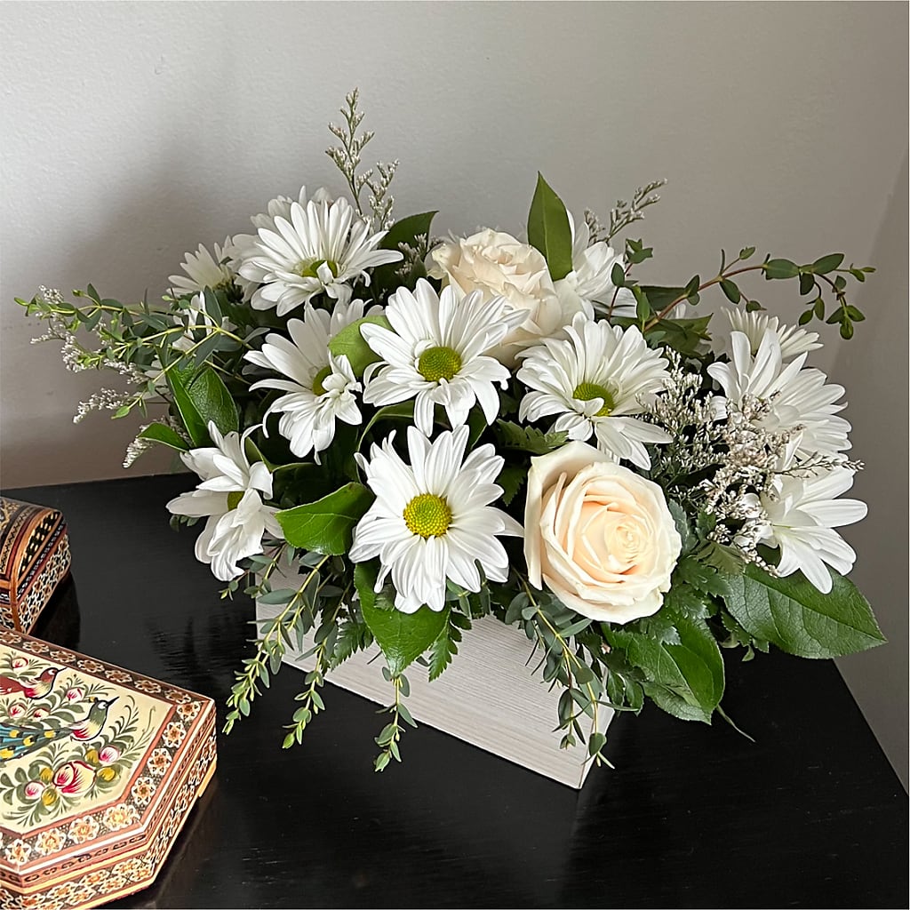 Fresh Linen Box Bouquet – United Floral Svc Inc, Philadelphia PA