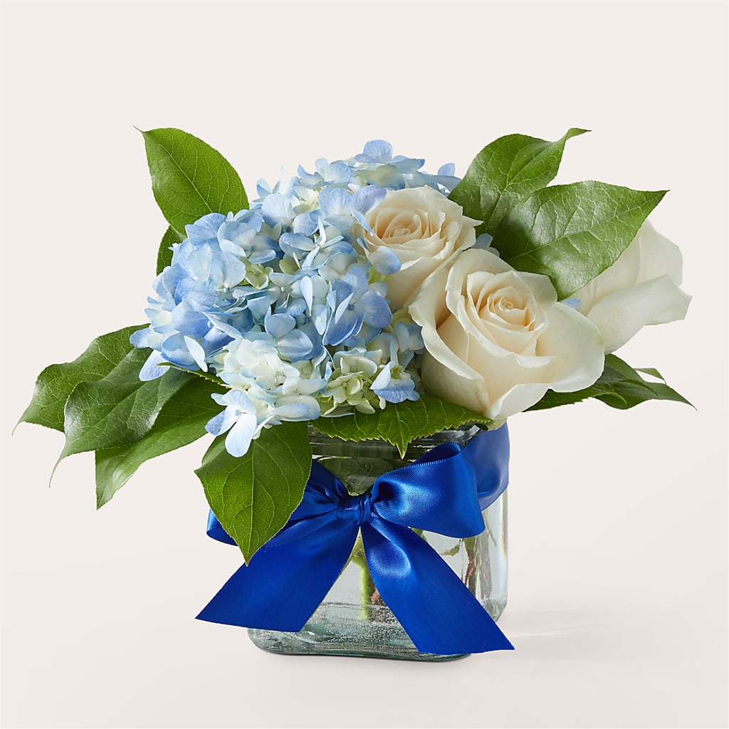 Sky Blue Delight Bouquet – United Floral Svc Inc, Philadelphia PA