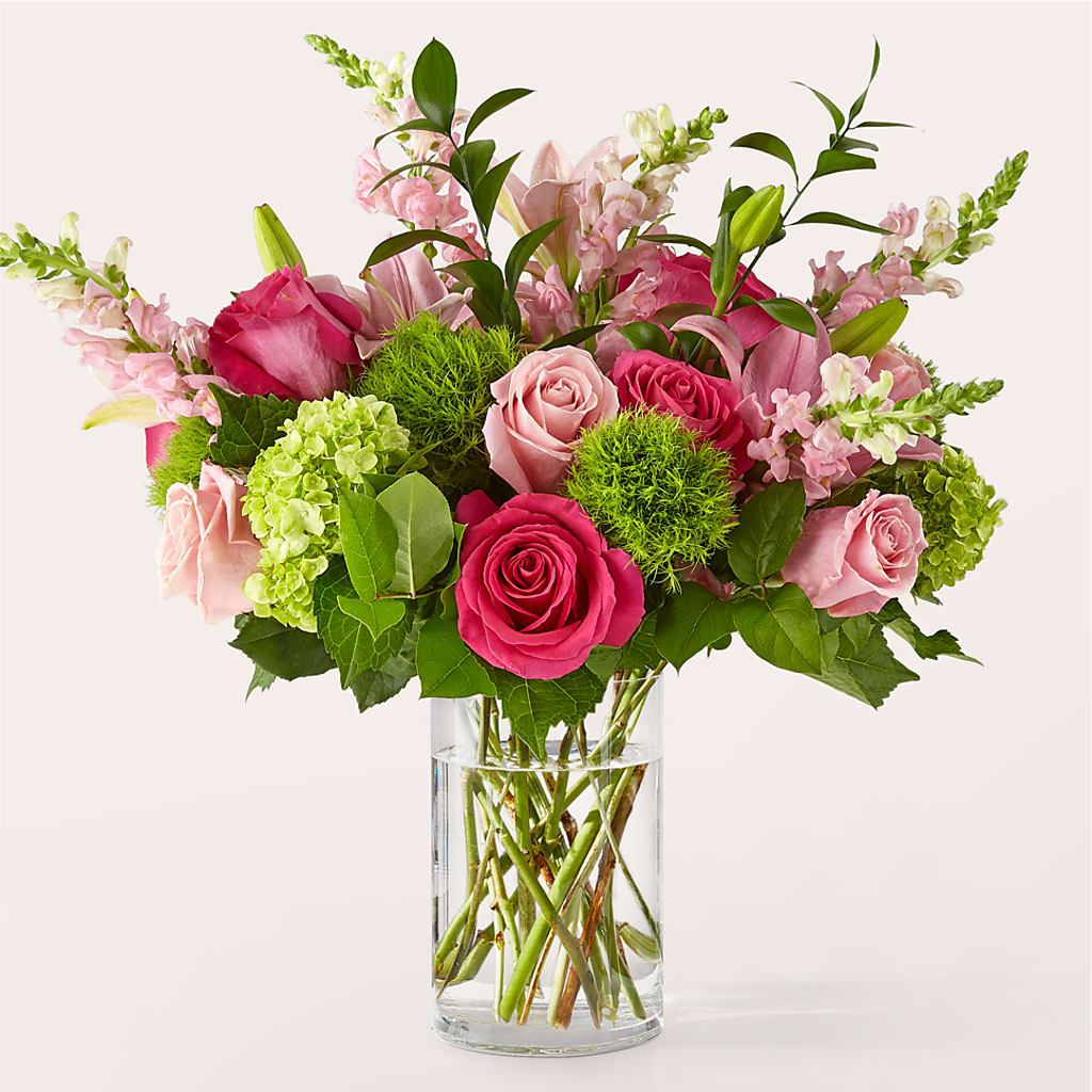 Fit for a Queen Luxury Bouquet – United Floral Svc Inc, Philadelphia PA