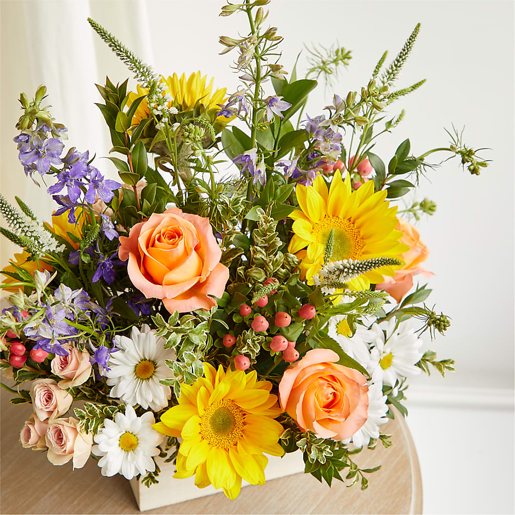 The Good Life Bouquet –  United Floral Svc Inc, Philadelphia PA
