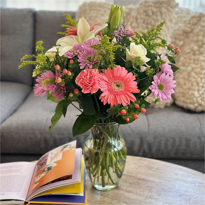Pastel Tradition - A Florist Original –  United Floral Svc Inc, Philadelphia PA