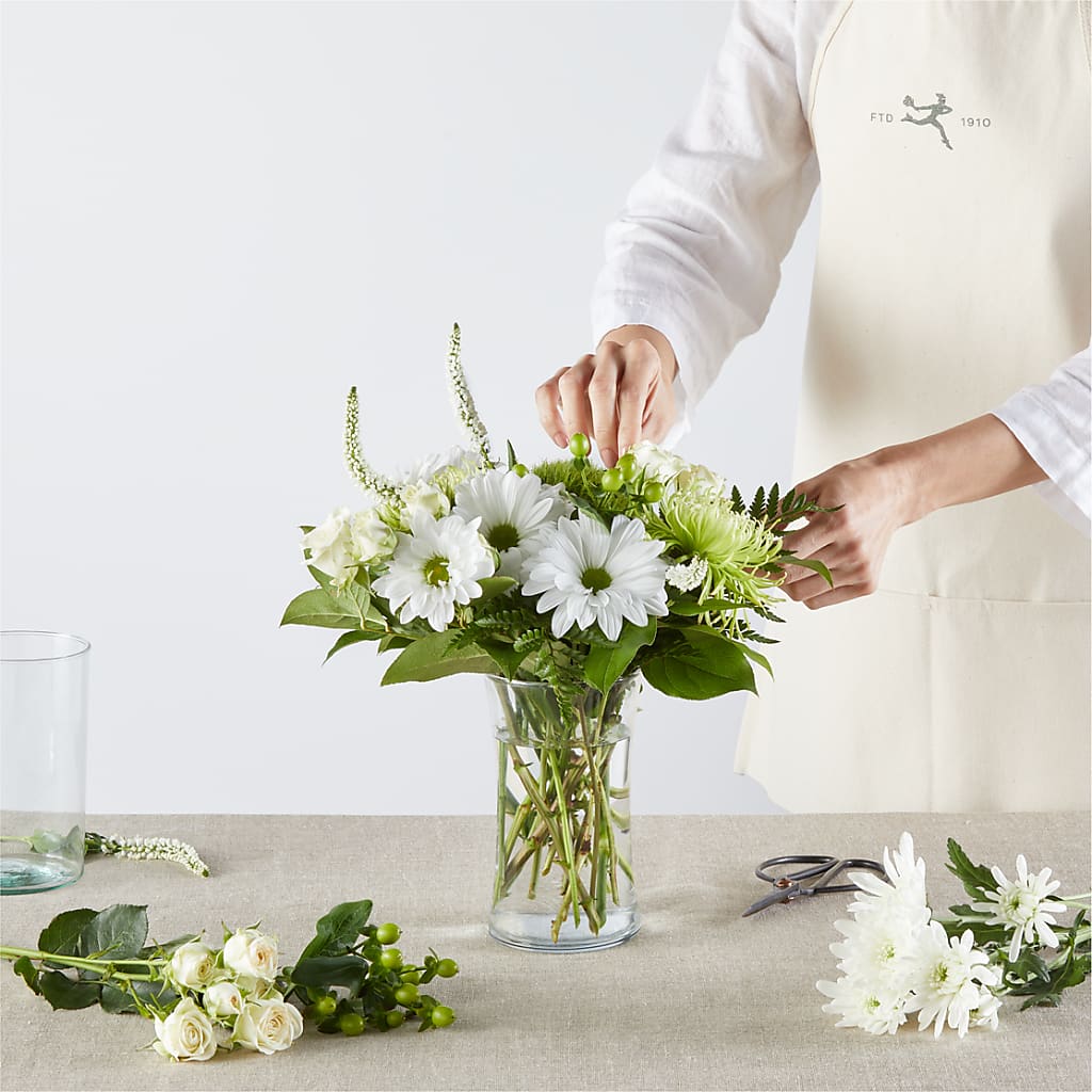 Irish Garden - A Florist Original –  United Floral Svc Inc, Philadelphia PA