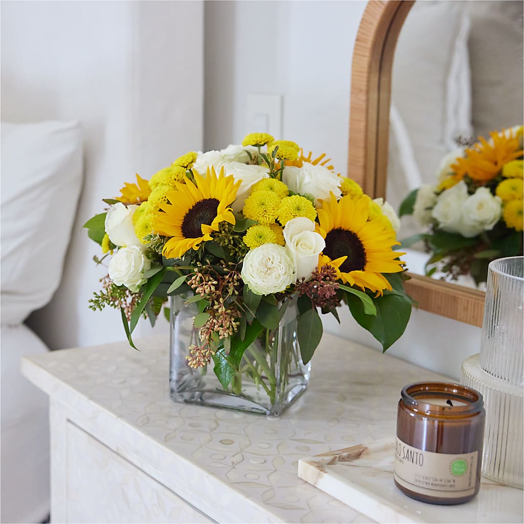 Luminous Morning Bouquet –  United Floral Svc Inc, Philadelphia PA