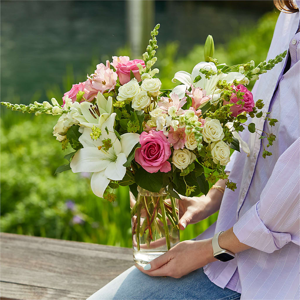 Fondly Bouquet –  United Floral Svc Inc, Philadelphia PA