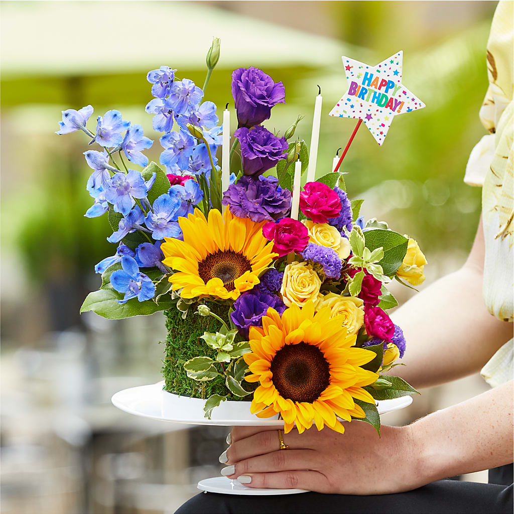 Star of the Day Floral Cake –  United Floral Svc Inc, Philadelphia PA