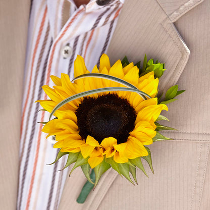 Free Spirit Boutonniere –  United Floral Svc Inc, Philadelphia PA